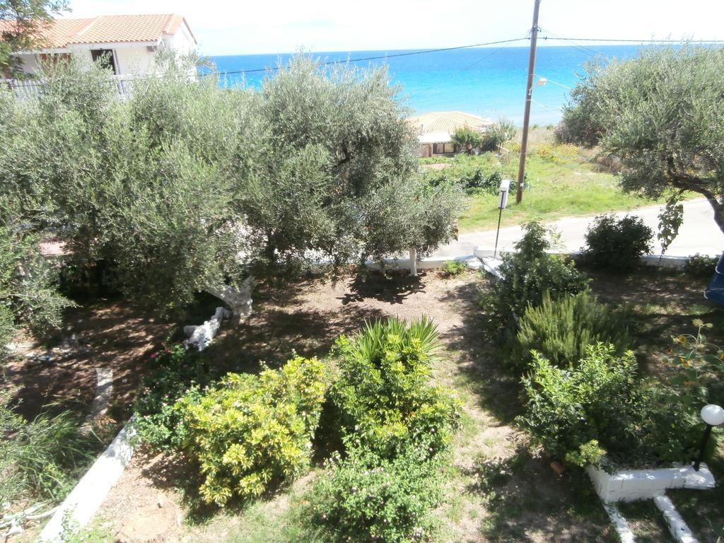 Billy'S Amoudi Apartments Buitenkant foto