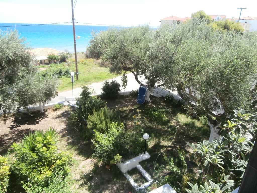 Billy'S Amoudi Apartments Buitenkant foto