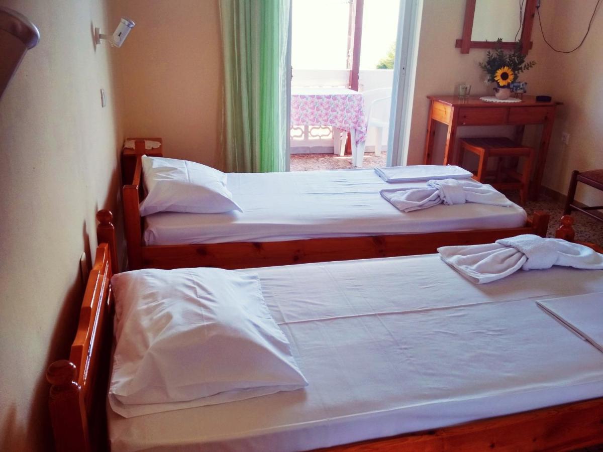 Billy'S Amoudi Apartments Buitenkant foto